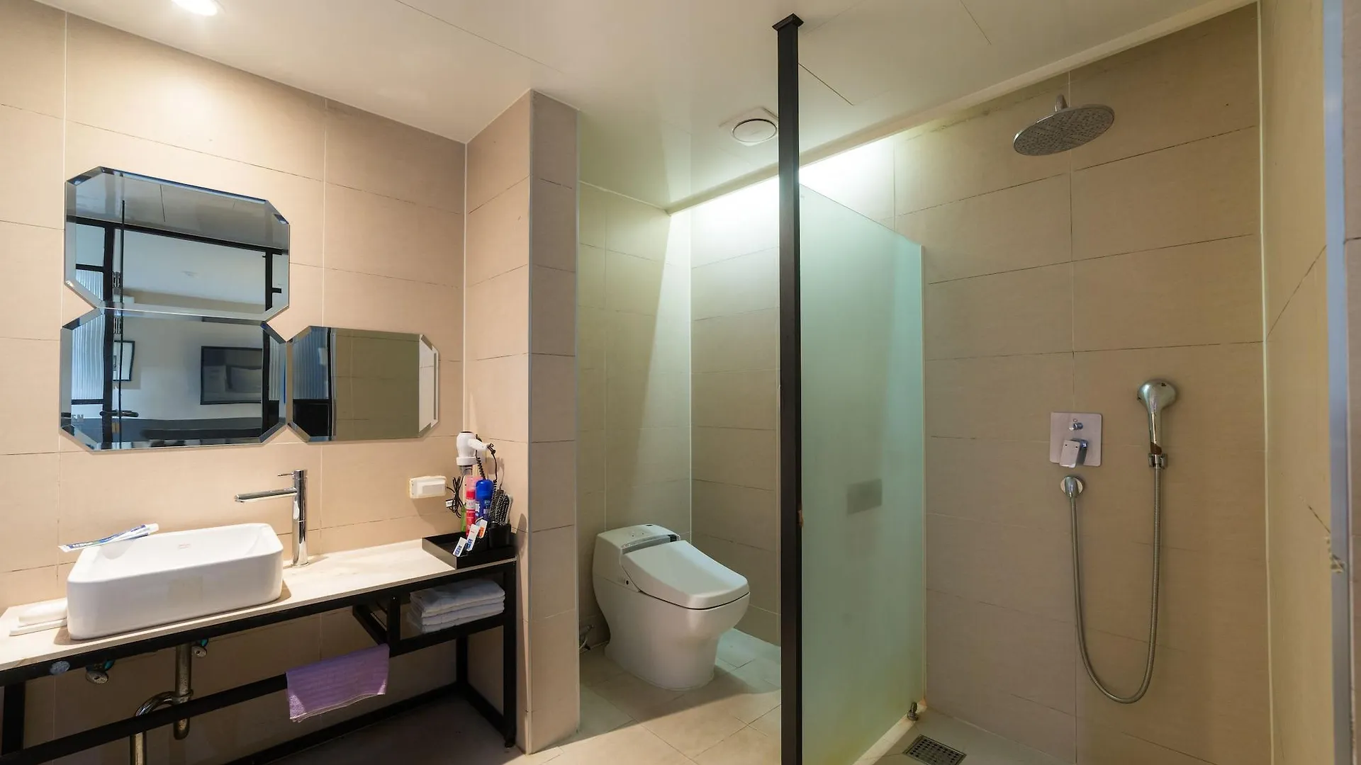 2 Heaven Hotel Songdo Busan