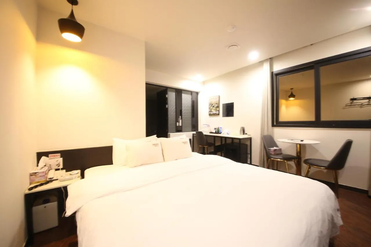 2 Heaven Hotel Songdo Busan