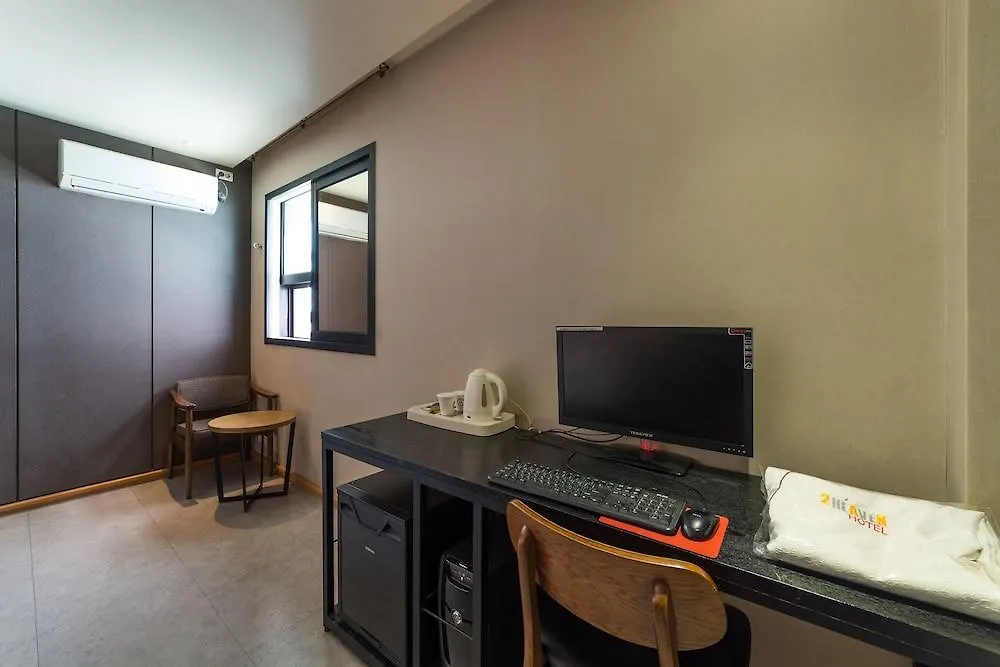 2 Heaven Hotel Songdo Busan South Korea